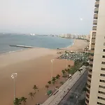 Com Vista Maravilhosa O Mar *
